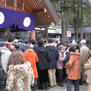 2011広東外大短期留学生と初詣に行きました 写真1