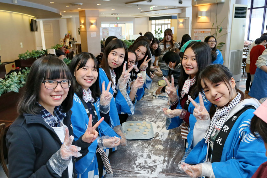 http://www.sapporo-koshi.jp/topics/up_images/2017mochi_03.jpg