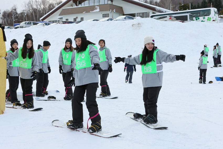 http://www.sapporo-koshi.jp/topics/up_images/2018tanki_skiboard01.jpg