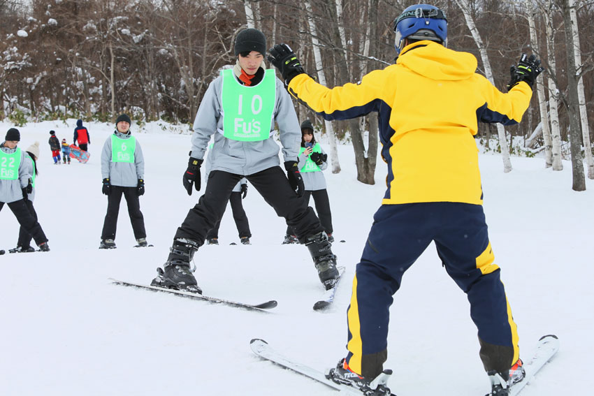 http://www.sapporo-koshi.jp/topics/up_images/2018tanki_skiboard03.jpg