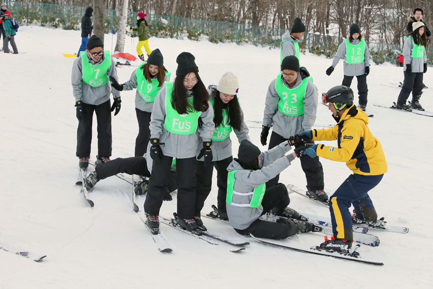 http://www.sapporo-koshi.jp/topics/up_images/2018tanki_skiboard04.jpg