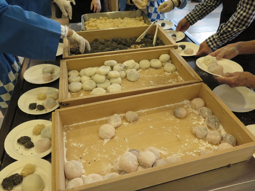 http://www.sapporo-koshi.jp/topics/up_images/2019mochi_04.jpg